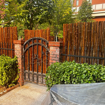enjeux en bambou décoratifs noirs rouges de jardin Polonais de vert en bambou cru de peinture de 150cm