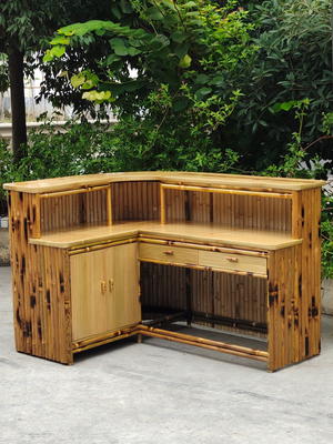 Bambou Tiki Bar With Roof de taille de 220 cm tabourets de bar en bambou de 4 morceaux